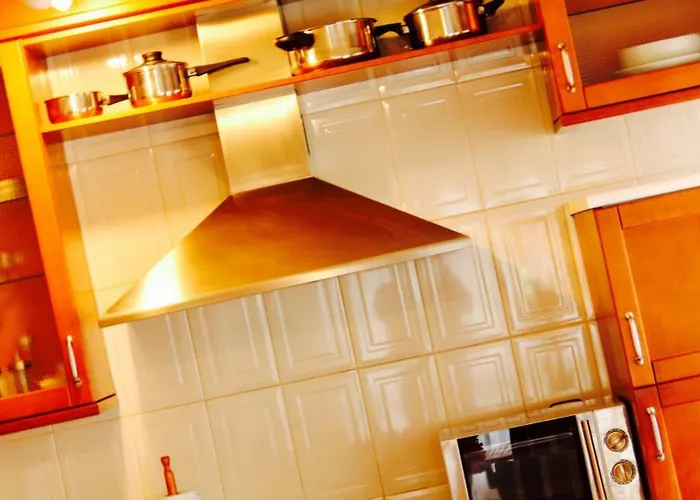 Completo 200m De La Playa 5 Personas Maximo Somo